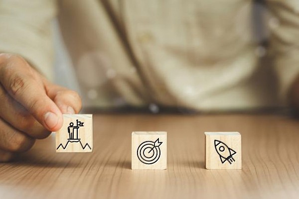 心灵驿站丨懂得“翻篇”，是一种了不起的能力